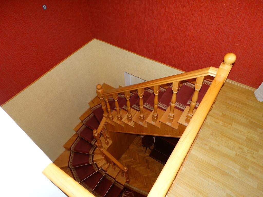 Hotel Sano クタイシ エクステリア 写真